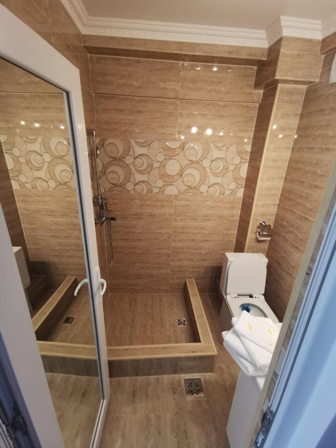 1 Small Studio, Central, Self Check In Σινάια Εξωτερικό φωτογραφία